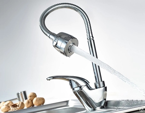 Смеситель для кухни гибкий