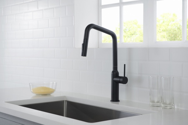 Смеситель для кухни Timo Saona 2386/03FL без подключения к фильтру черный