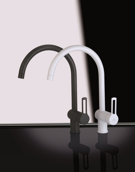 Смеситель для кухни Paffoni Ringo RIN180BO без подключения к фильтру 