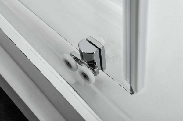 Душевая дверь Vincea Alpha VDS-3AL120CLB 120 см стекла прозрачные, профиль черный