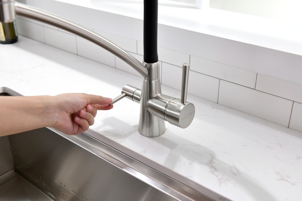 Смеситель для кухни Paulmark Siegen Si213111-NI с подключением к фильтру никель