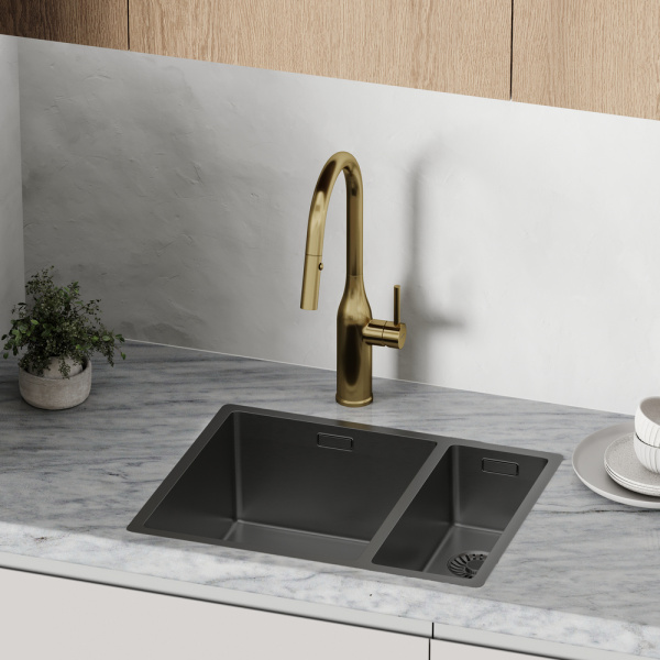 Смеситель для кухни Sancos Grand SC4002BG без подключения к фильтру брашированное золото