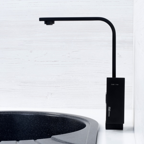 Смеситель для кухни Wasserkraft Abens 2007 без подключения к фильтру черный