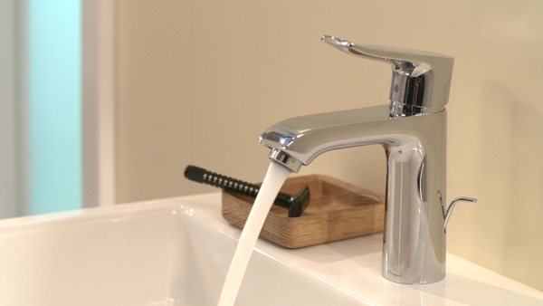 Смеситель для раковины Hansgrohe Metris 31080000 хром