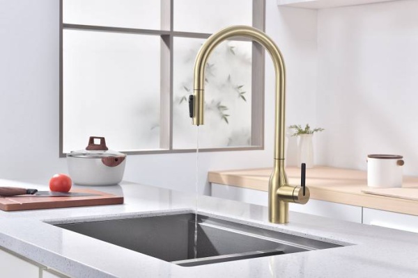 Смеситель для кухни Paulmark Universal Un213880-SBG с подключением к фильтру светлое брашированное золото