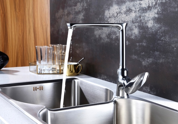 Смеситель для кухни Lemark Nero LM0205C без подключения к фильтру хром