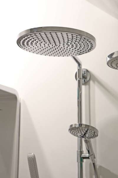 Душевая система со смесителем Hansgrohe Raindance Select S 27114000 монтаж настенная с термостатом хром