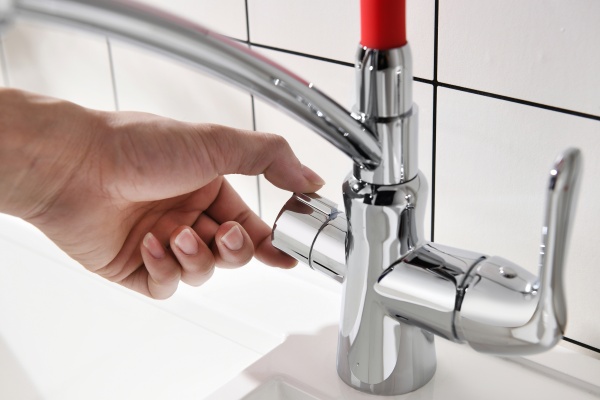 Смеситель для кухни Lemark Comfort LM3070C-Red  