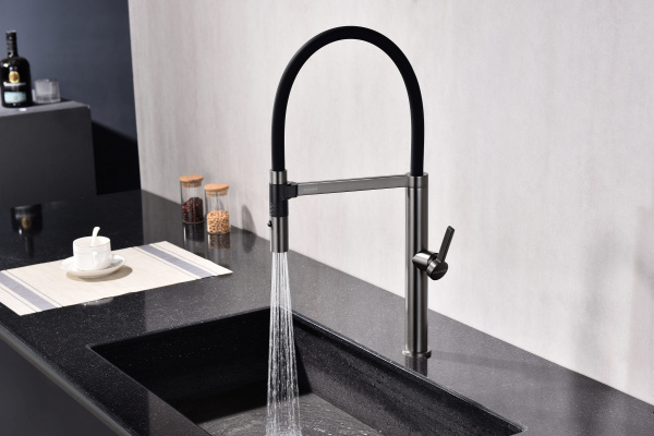 Смеситель для кухни Paulmark Leader Le214101-B без подключения к фильтру беретта