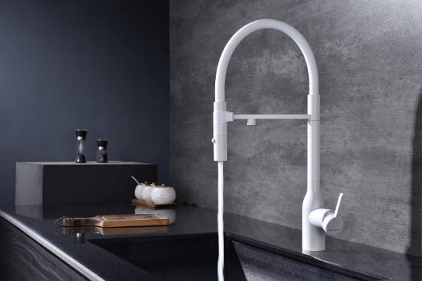 Смеситель для кухни Paulmark MAGNETO ONE Ma213188-WH с подключением к фильтру белый матовый