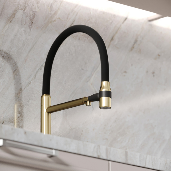 Смеситель для кухни Sancos Garda SC4009BG с подключением к фильтру брашированное золото/черный