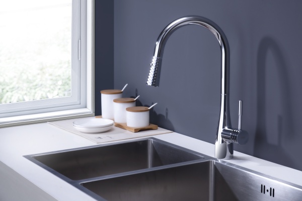 Смеситель для кухни D&K Rhein DA1462501C без подключения к фильтру хром