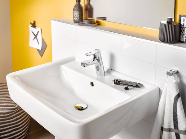 Смеситель для раковины Kludi Pure&Easy 372750565 хром