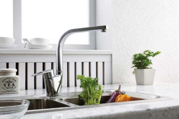 Смеситель для кухни Bravat Line F75299C-2 без подключения к фильтру хром