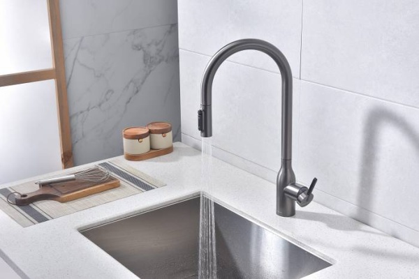 Смеситель для кухни Paulmark Universal Un213880-GM с подключением к фильтру вороненая сталь